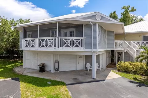 950 Moody Rd #124, North Fort Myers, FL 33903