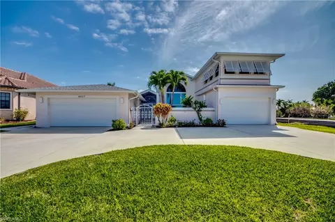 4917 Seville Ct, Cape Coral, FL 33904
