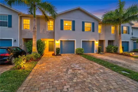 15376 Wildflower Cir, Naples, FL 34119