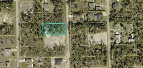 919 Hibiscus Ave, Lehigh Acres, FL 33972