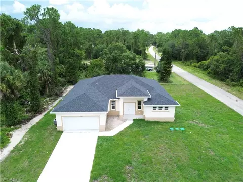 933 Anthony St E, Lehigh Acres, FL 33974