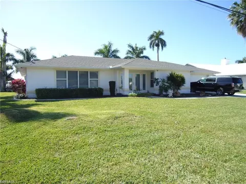 2012 SE 47th St, Cape Coral, FL 33904