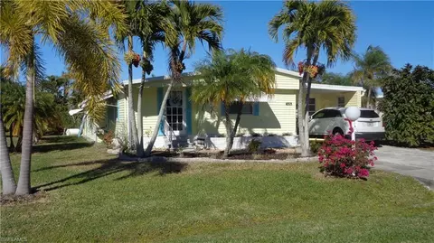 7696 Helen Rd, Bokeelia, FL 33922