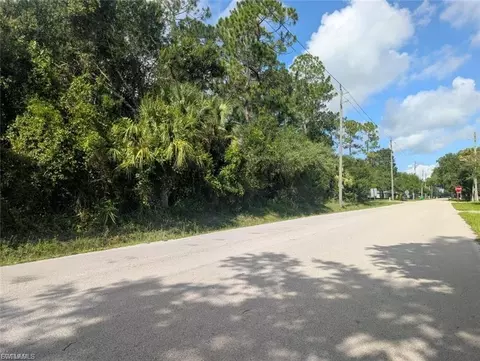 S Elm St, Labelle, FL 33935 photo 7