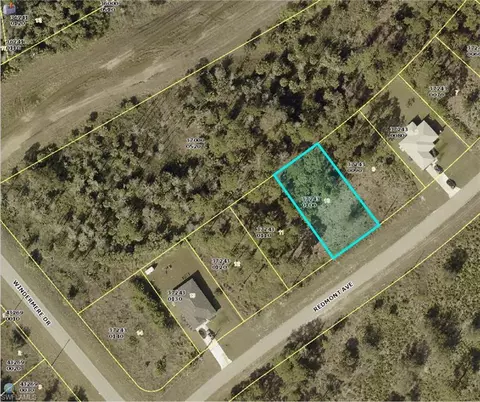 1909 Redmont Ave, Lee, FL 33972