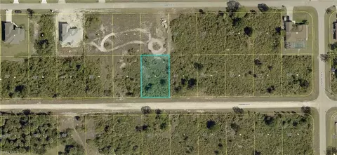 727 Central St E, Lehigh Acres, FL 33974