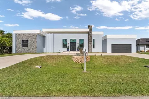 2405 SW 32nd St, Cape Coral, FL 33914