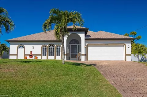 1845 NW 15th St, Cape Coral, FL 33993