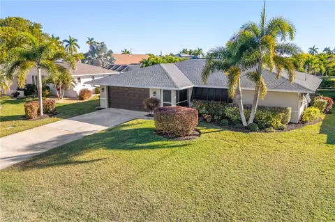 928 SW 52nd St, Cape Coral, FL 33914