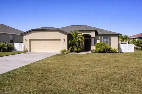 2011 SW 12th Ter, Cape Coral, FL 33991