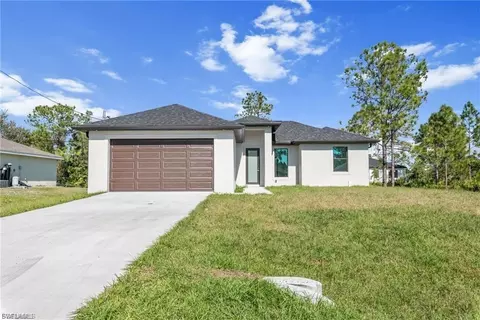 2816 31st St W, Lehigh Acres, FL 33971