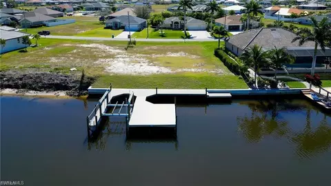 3527 NW 21st Ter, Cape Coral, FL 33993