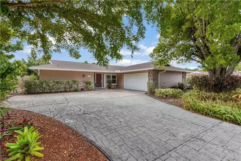 1016 Bayshore Ave, Fort Myers, FL 33919