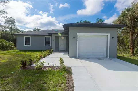 8048 Sherwood Cir, Labelle, FL 33935