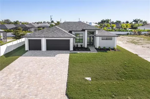 305 NW 15th Pl, Cape Coral, FL 33993