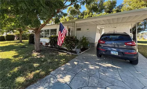 9 Red Poinciana Dr, Fort Myers, FL 33908
