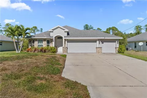 188 Townsend Ct N, Lehigh Acres, FL 33972