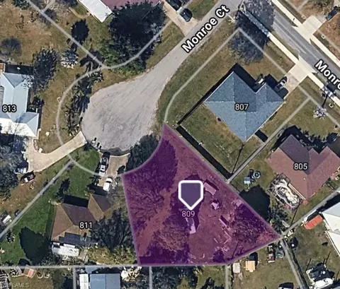 809 Monroe Ct, Immokalee, FL 34142