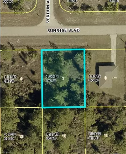 716 Sunrise Blvd, Lehigh Acres, FL 33974