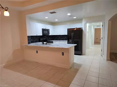 3952 Pomodoro Cir #102, Cape Coral, FL 33909