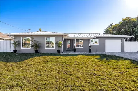 3113 SE 17th Pl, Cape Coral, FL 33904