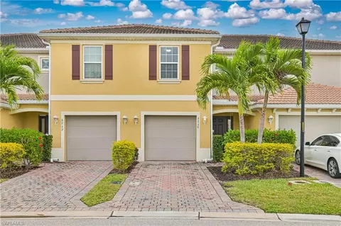 3739 Crofton Ct, Fort Myers, FL 33916