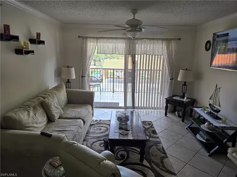 1210 Wildwood Lakes Blvd #203, Naples, FL 34104