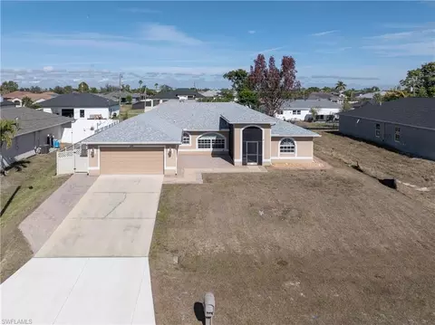 329 NE 9th St, Cape Coral, FL 33909