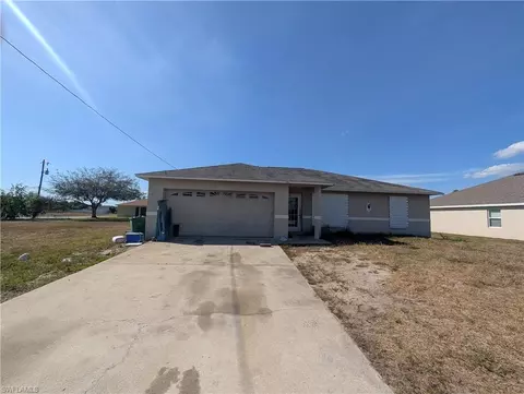 510 SW 25th Pl, Cape Coral, FL 33991