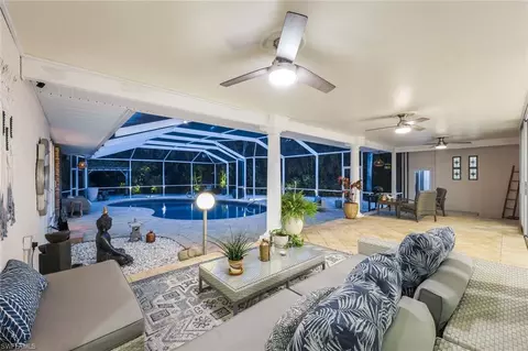 2943 Valencia Way, Fort Myers, FL 33901