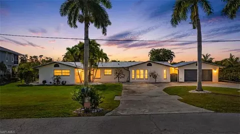 2579 Eighth Ave, Saint James City, FL 33956