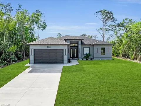 2805 11th St W, Lehigh Acres, FL 33971