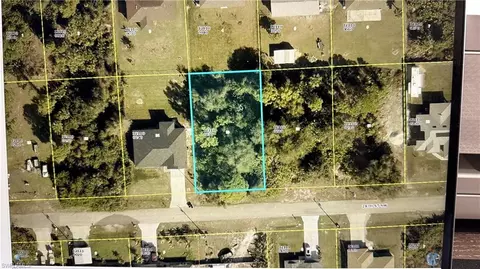 3118 28th St SW, Lehigh Acres, FL 33976