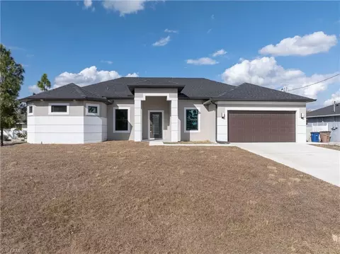 3728 9th St W, Lehigh Acres, FL 33971