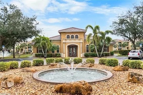4122 Residence Dr #112, Fort Myers, FL 33901