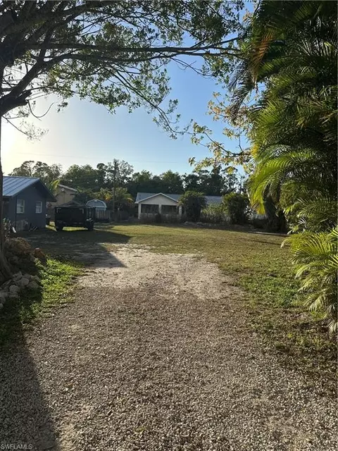 19856 Adams Rd, Fort Myers, FL 33908