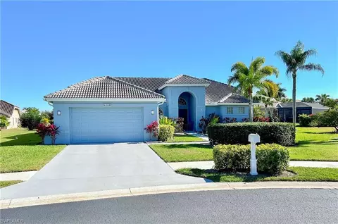 8210 Arborfield Ct, Fort Myers, FL 33912