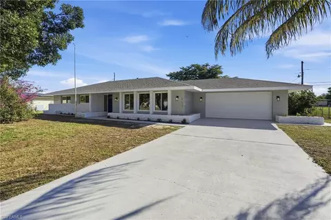 113 E Lake Dr, Lehigh Acres, FL 33936