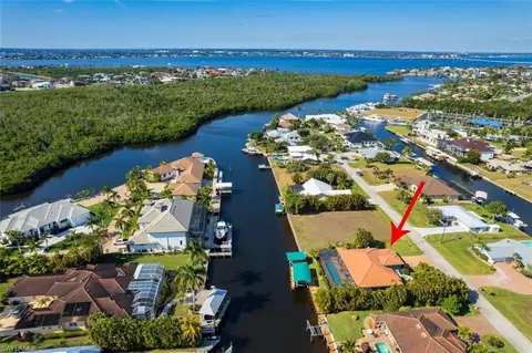 130 Montrose Dr, Fort Myers, FL 33919