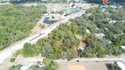 Suwanee Ave, Labelle, FL 33935