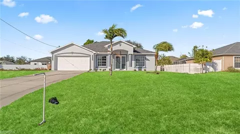 343 NE 25th Ter, Cape Coral, FL 33909
