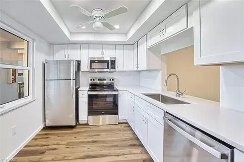1740 Pine Valley Dr #215, Fort Myers, FL 33907