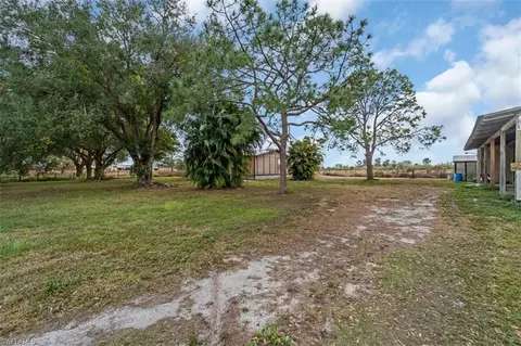 1155 Coffey Rd, Moore Haven, FL 33471 photo 3