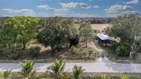 1155 Coffey Rd, Moore Haven, FL 33471 photo 2