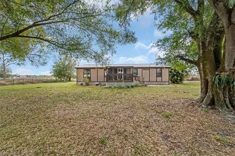 1155 Coffey Rd, Moore Haven, FL 33471 photo 4