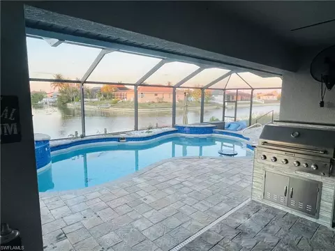 309 NW 5th Ter, Cape Coral, FL 33993