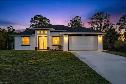 369 Nutmeg St, Lehigh Acres, FL 33972