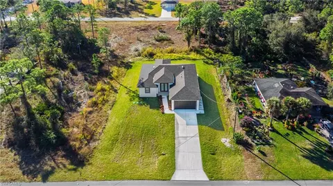 922 Sunrise Blvd, Lehigh Acres, FL 33974
