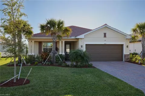 3625 Passion Vine Dr, Alva, FL 33920