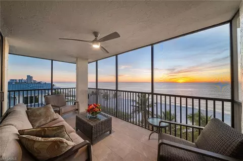 10475 Gulf Shore Dr #161, Naples, FL 34108